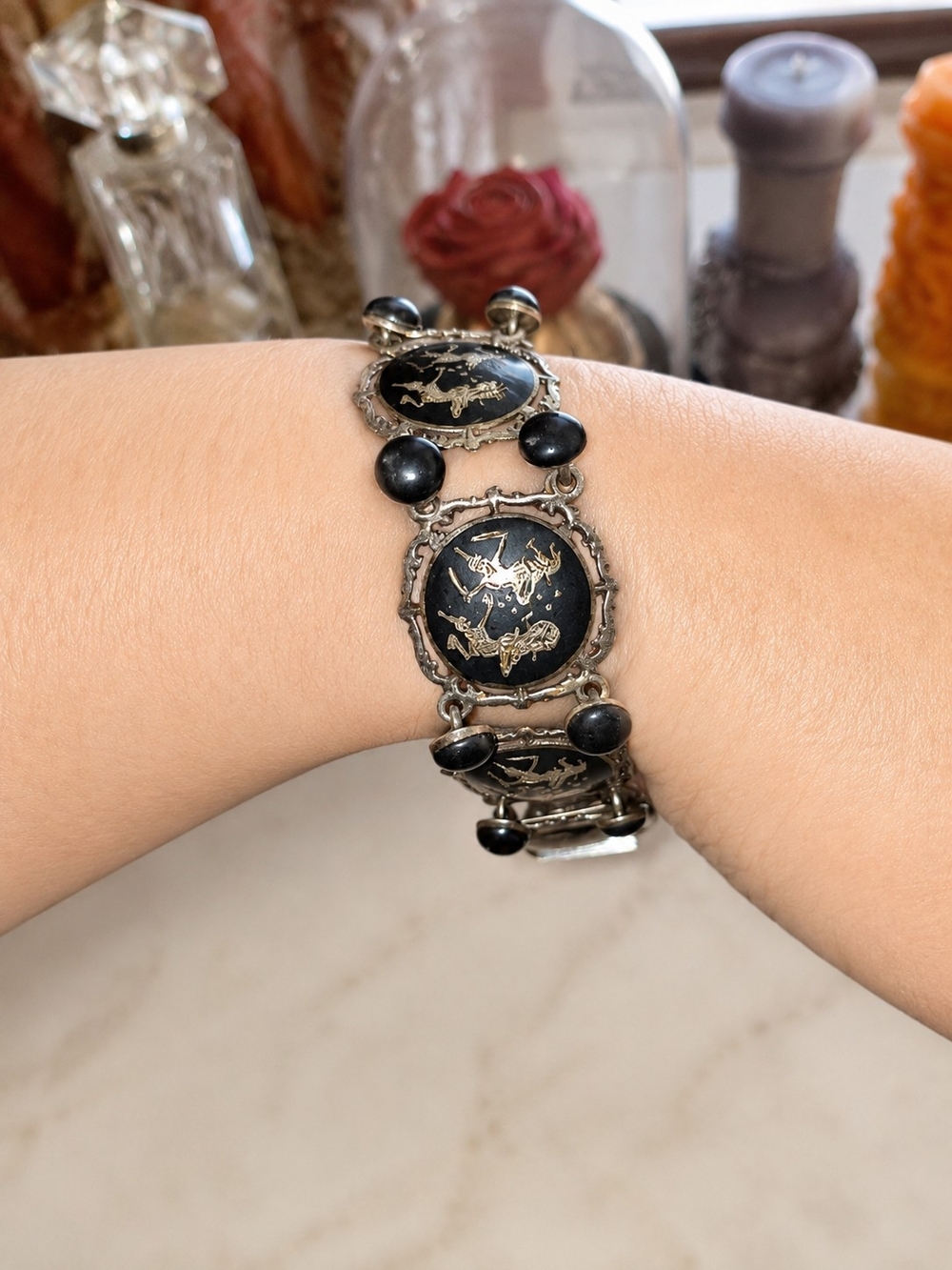 Vintage Siam Sterling Silver Niello Panel Bracelet SB Maker Mark Thai Dancers - Picture 9 of 9